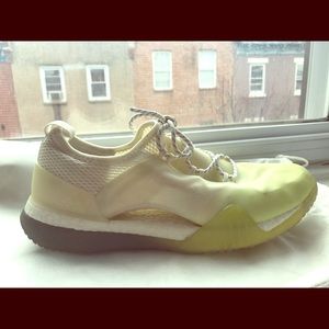 Stella McCartney tennis ball yellow sneakers!